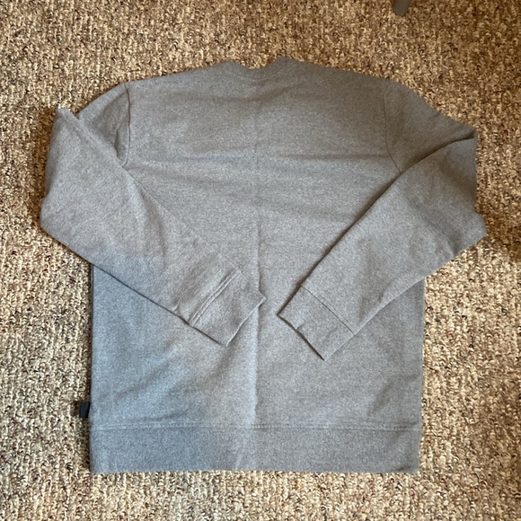 Patagonia Sweatshirt - Picture 4 of 4